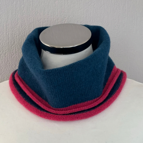 FinesseKnits, merino lambswool neck warmer with contrast trim