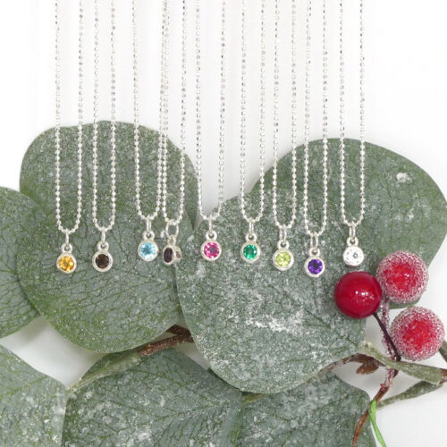 Gemstone necklaces Design Vaults